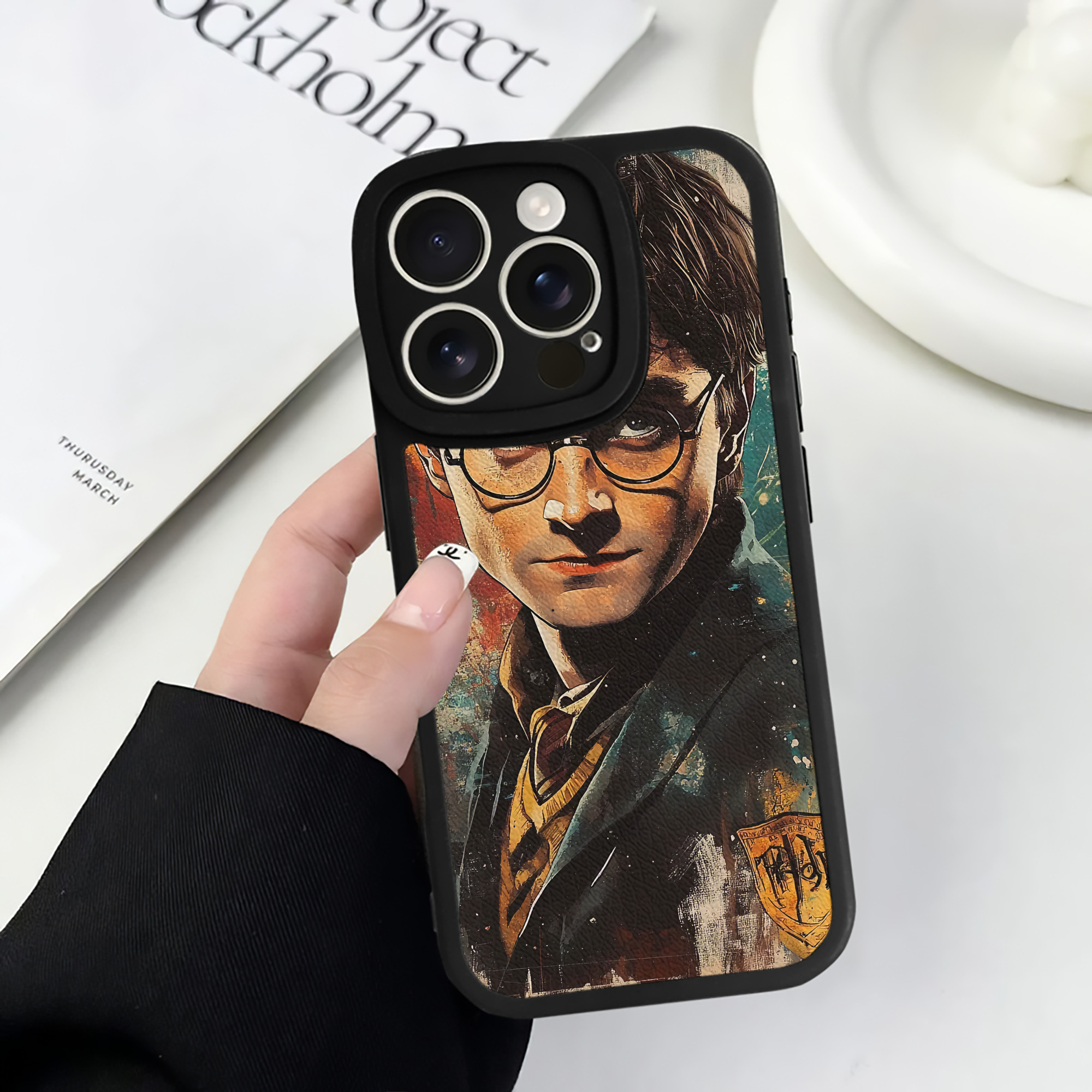 （画像用） Harry Potter ハリー・ポッターシリーズ 【iPhone 16シリーズ対応】シリコンスマホケース（レザー調） 材質：シリコン
